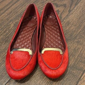 Red Women's Slip-On Loafers with Gold Accent Tory Burch Calfhair Sz 7.5 M